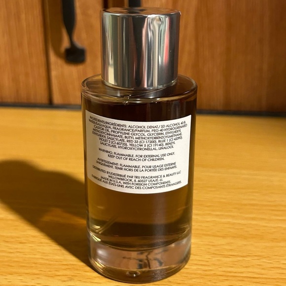 NEW UO Le Monde Gourmand Pine Parfait Hair & Body Mist - Picture 3 of 4
